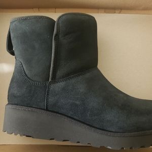 NBW Ugg Kristen boots